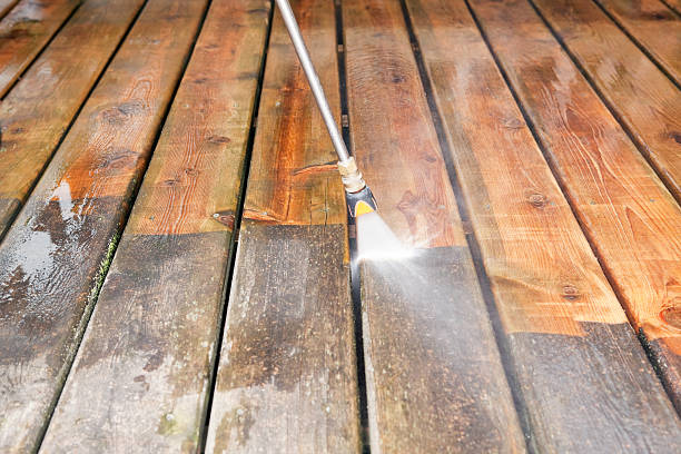 Best Pool Deck Cleaning in USA